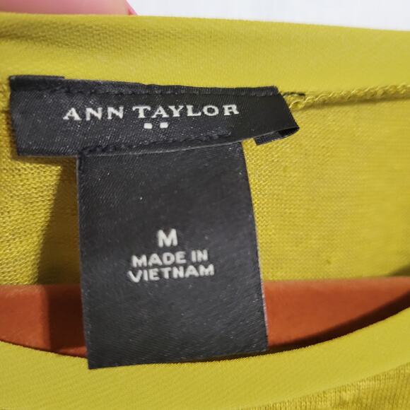 Ann Taylor linen sleeveless top contrast hems size M green lagenlook earthy boho - Picture 2 of 6